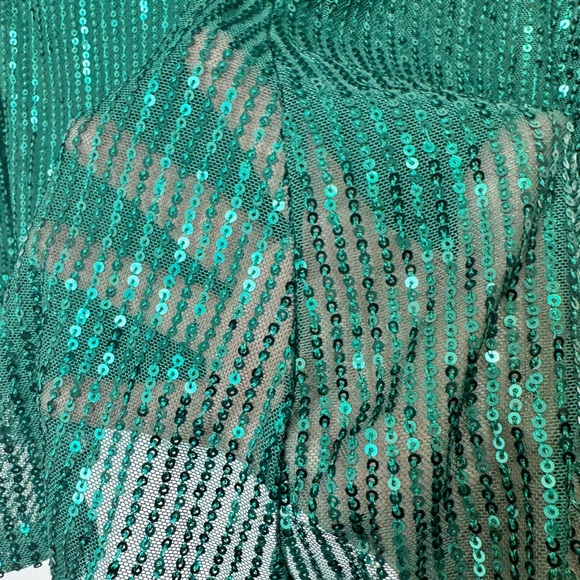 Addition Elle Sequin Mini Skirt Emerald Green - Picture 10 of 11